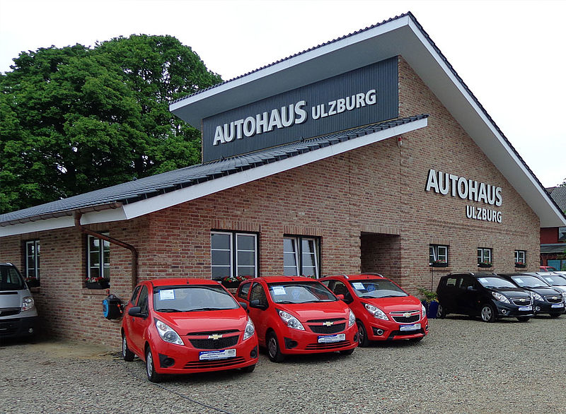 Reliefbuchstaben Acrylbuchstaben Autohaus Ulzburg