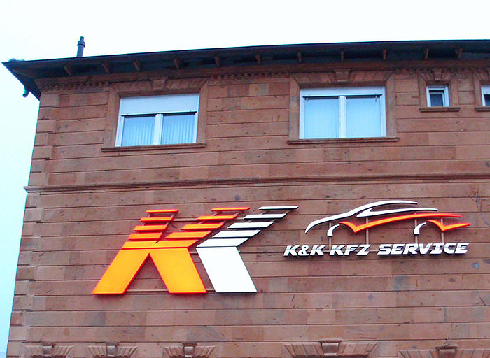 Leuchtbuchstaben Frontleuchter K&K Kfz Service Glinde